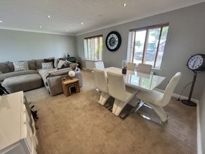 Photo 11- click for photo gallery